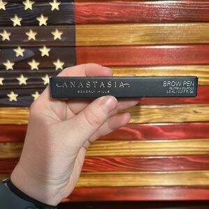 Anastasia Beverly Hills soft brown Brow Pen